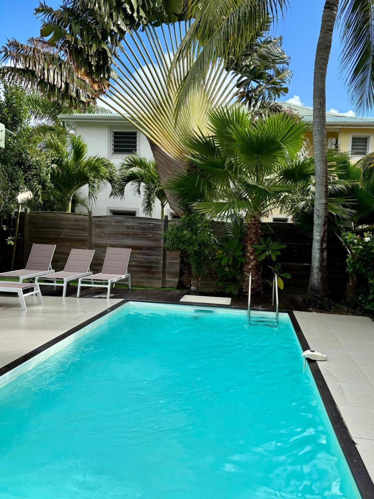 Villa Magellan, Walkable Orient Bay Beach, Private Pool Exterior photo
